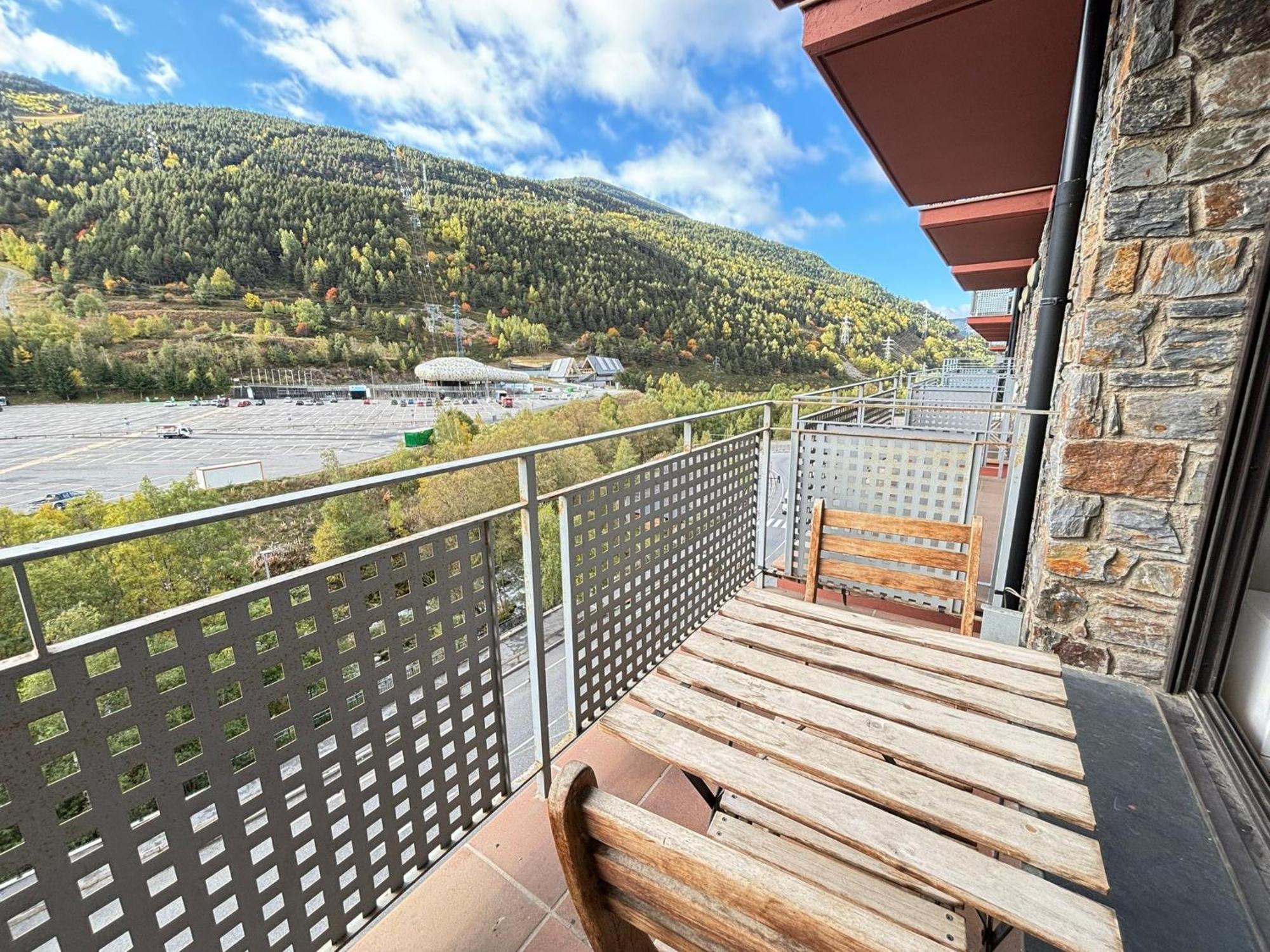 Life And Apartment A Pie De Pistas, เอลตาร์แตร์ ภายนอก รูปภาพ